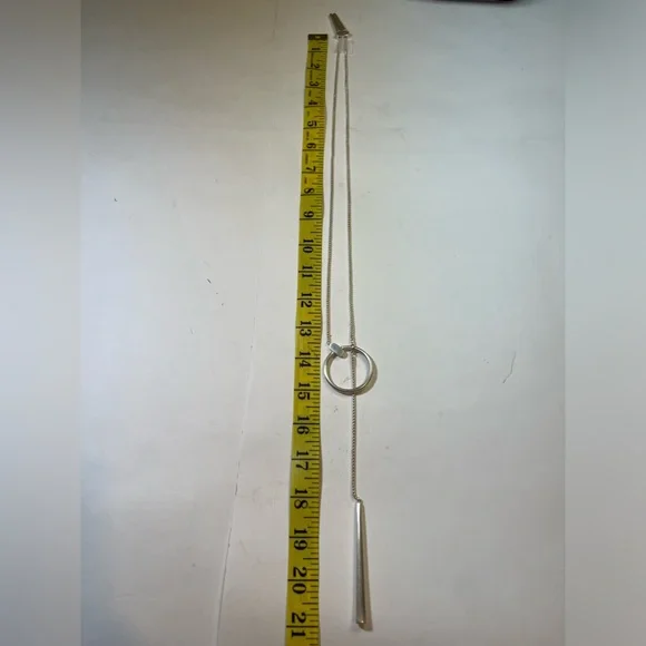 🎉HP🎉 NWOT: adjustable silver necklace with circle and long pendant - Picture 10 of 11